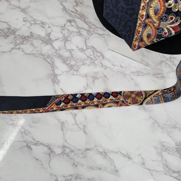 Carlos Tomasini Vintage Silk Navy Gold Red Pattern Necktie Men's Tie - Picture 4 of 9